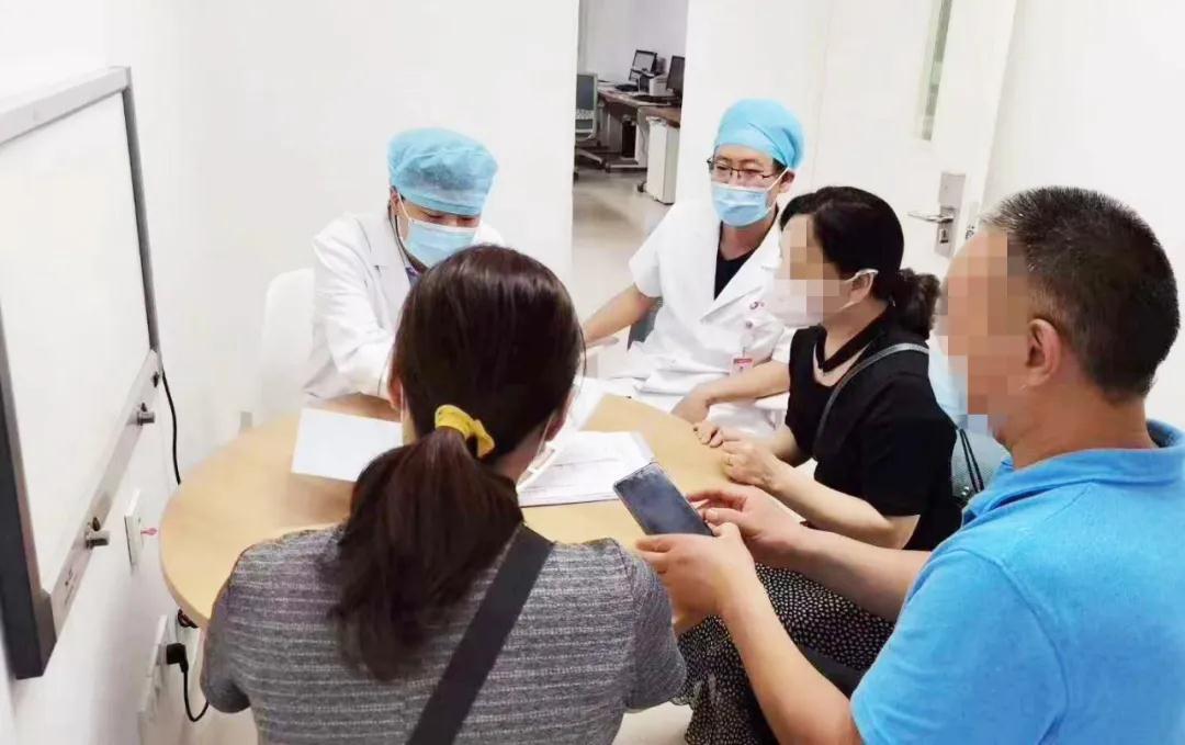 險！桃核卡在氣道上  這個急救方法你得掌握
